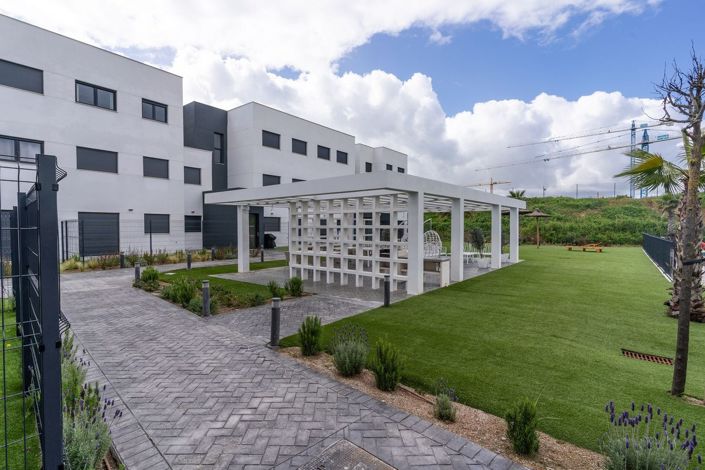 Image No.24-2 Bed Apartment for sale