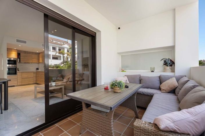 Image No.10-3 Bed Townhouse for sale