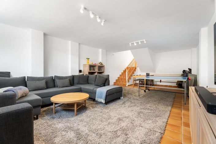 Image No.21-3 Bed Townhouse for sale