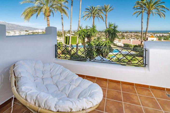 Image No.17-2 Bed Townhouse for sale