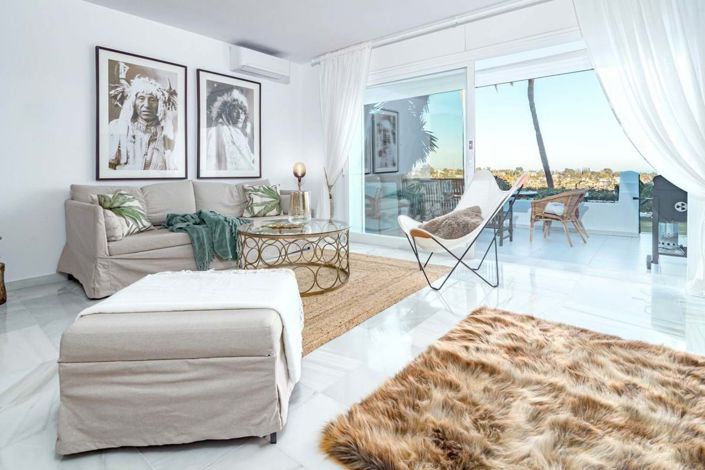 Image No.8-2 Bed Townhouse for sale