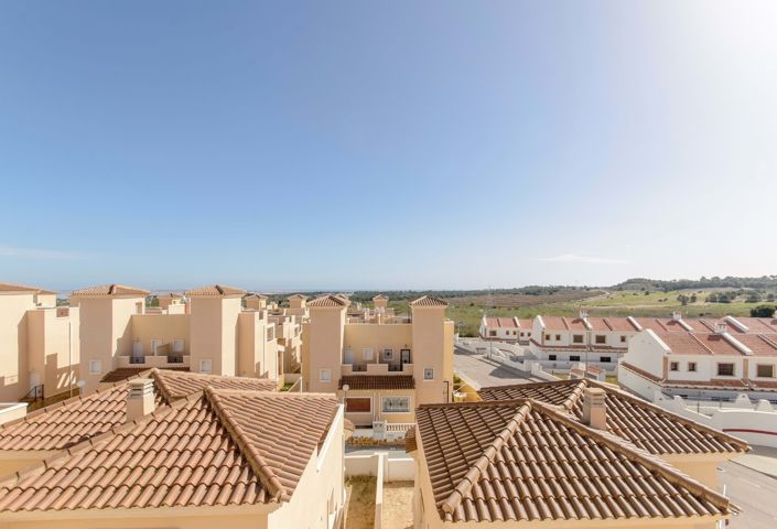 Image No.29-3 Bed Villa for sale