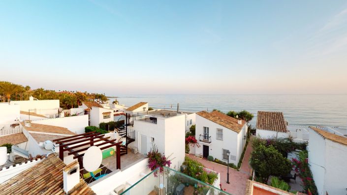 Image No.3-4 Bed Townhouse for sale