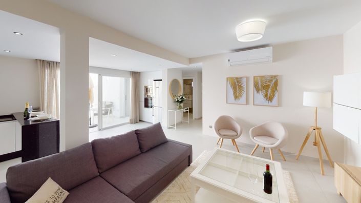 Image No.8-4 Bed Townhouse for sale