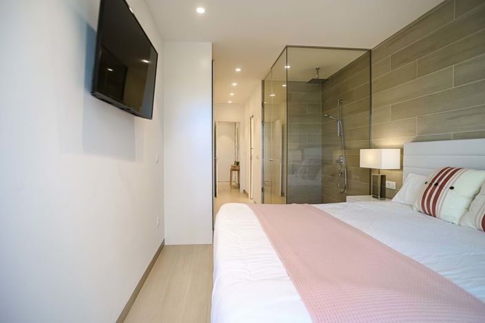 Image No.13-3 Bed Apartment for sale