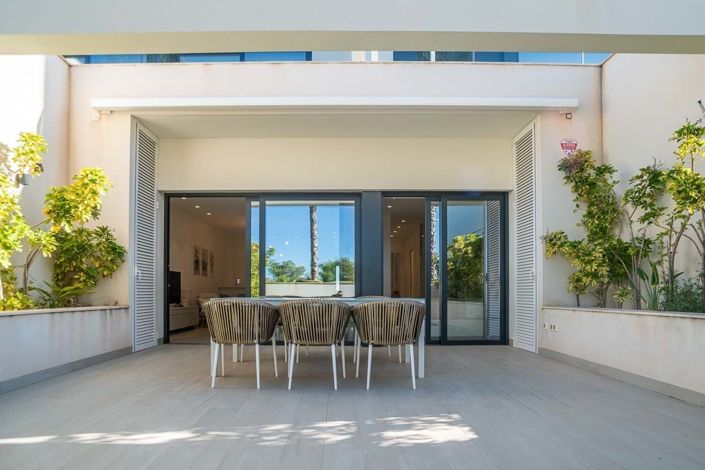 Image No.27-3 Bed Apartment for sale