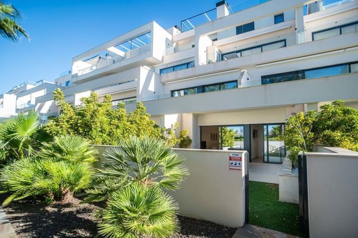 Image No.28-3 Bed Apartment for sale