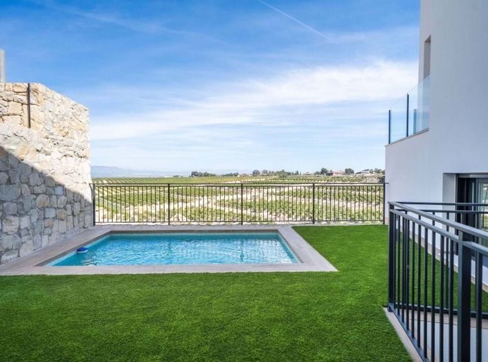 Image No.4-3 Bed Villa for sale