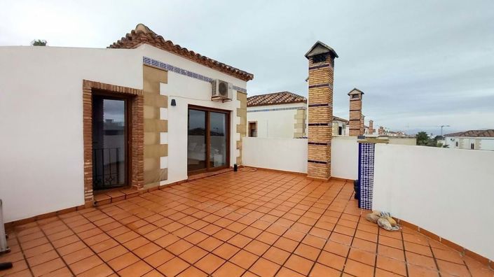 Image No.3-4 Bed Villa for sale