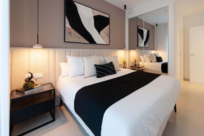 Image No.14-2 Bed Apartment for sale