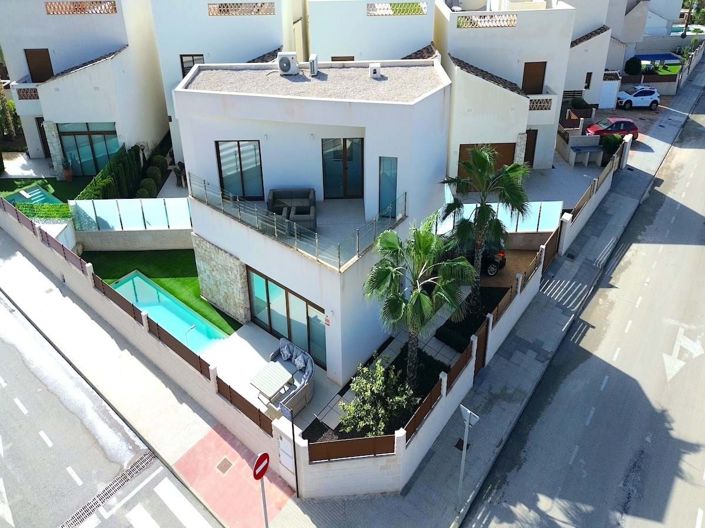 Image No.34-3 Bed Villa for sale