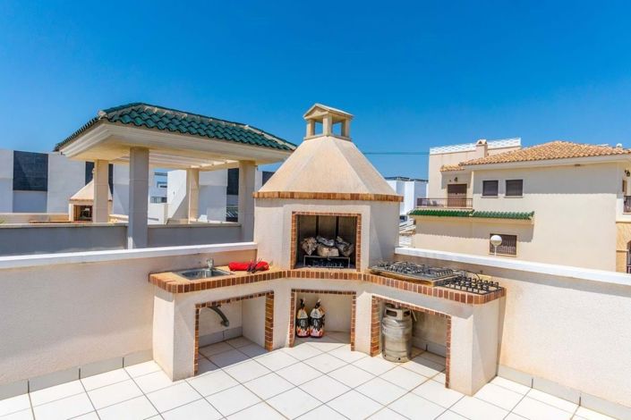 Image No.37-3 Bed Villa for sale