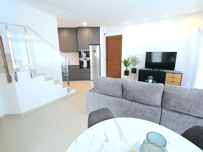 Image No.2-3 Bed Villa for sale