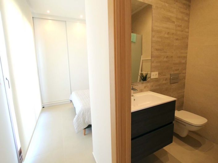 Image No.26-3 Bed Villa for sale