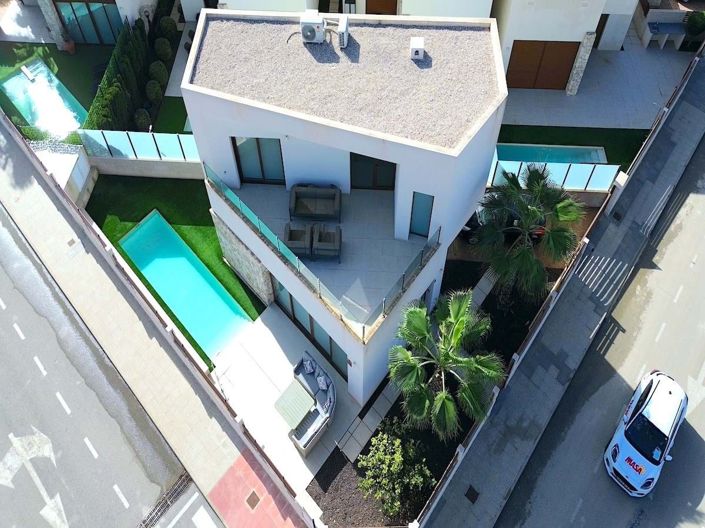 Image No.6-3 Bed Villa for sale