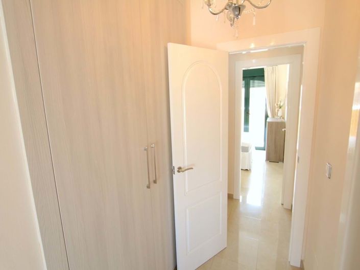 Image No.17-3 Bed Townhouse for sale