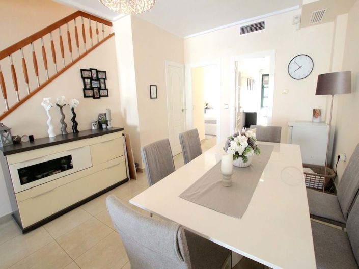 Image No.8-3 Bed Townhouse for sale