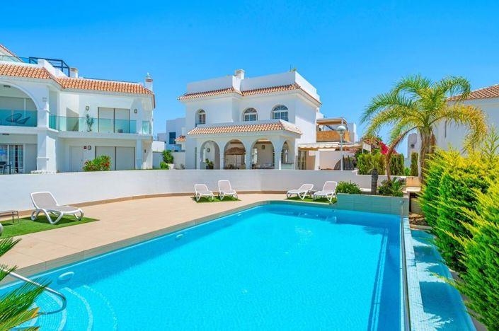 Image No.30-2 Bed Penthouse for sale