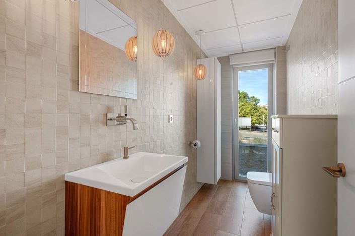 Image No.12-2 Bed Villa for sale