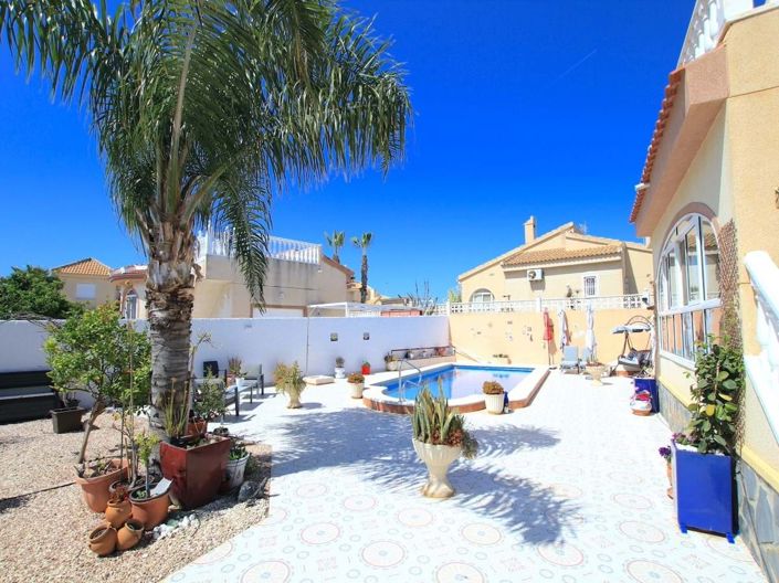 Image No.20-3 Bed Villa for sale