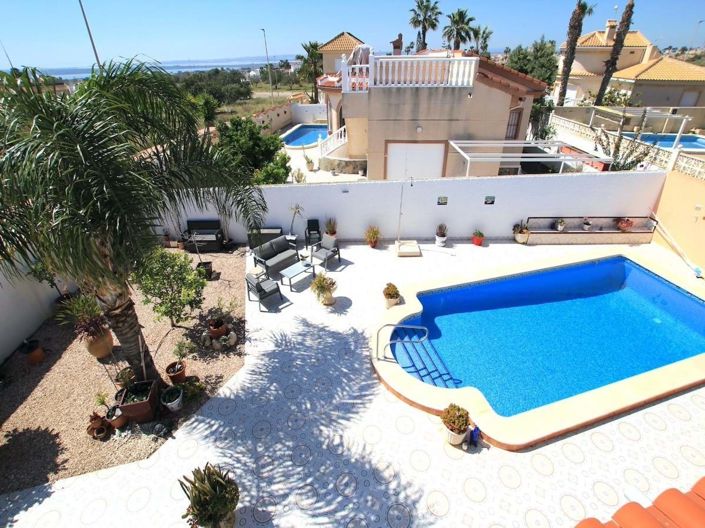 Image No.24-3 Bed Villa for sale