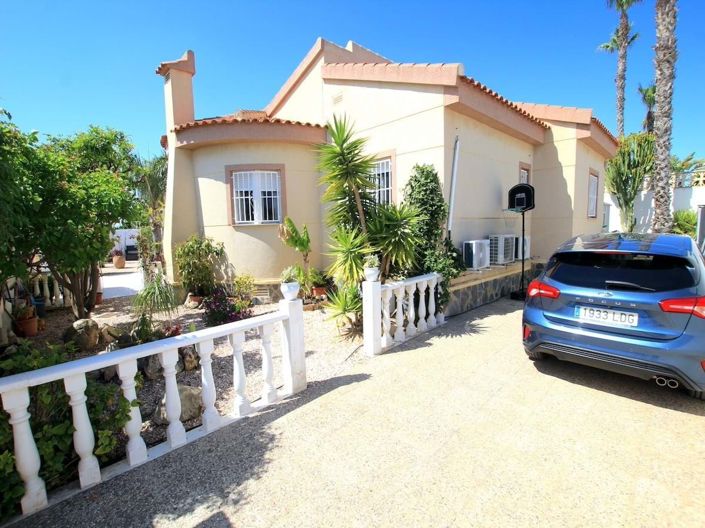 Image No.26-3 Bed Villa for sale