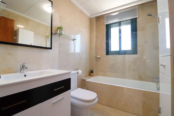 Image No.16-2 Bed Apartment for sale