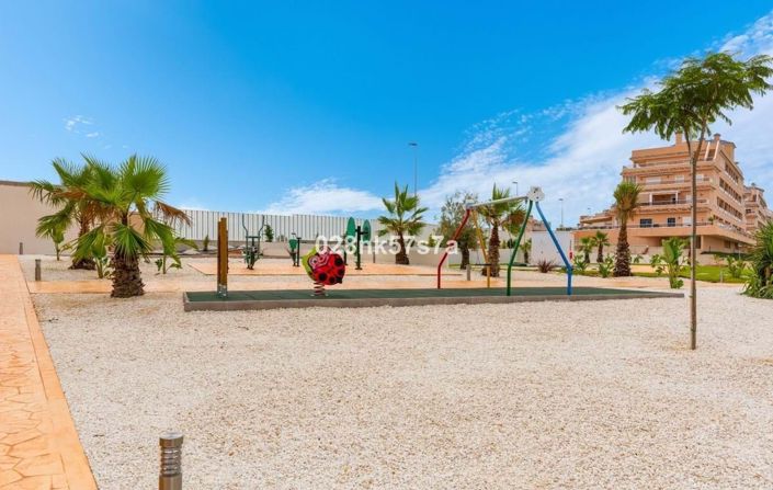 Image No.37-2 Bed Apartment for sale