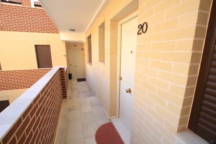 Image No.23-3 Bed Property for sale