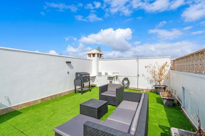 Image No.22-2 Bed Apartment for sale