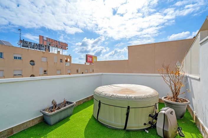 Image No.23-2 Bed Apartment for sale