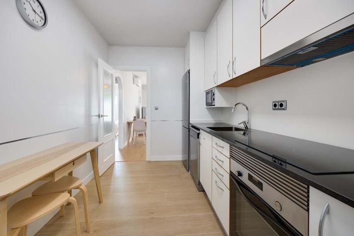 Image No.8-2 Bed Apartment for sale