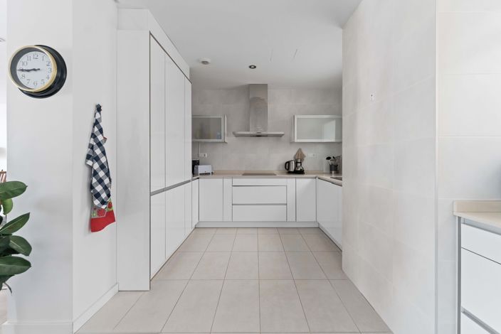 Image No.12-4 Bed Apartment for sale