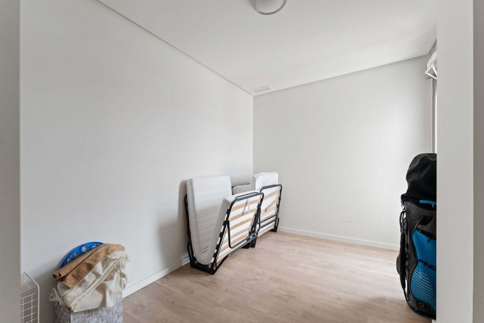 Image No.13-4 Bed Apartment for sale