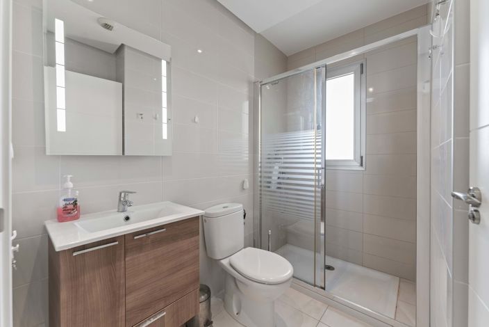 Image No.5-4 Bed Apartment for sale