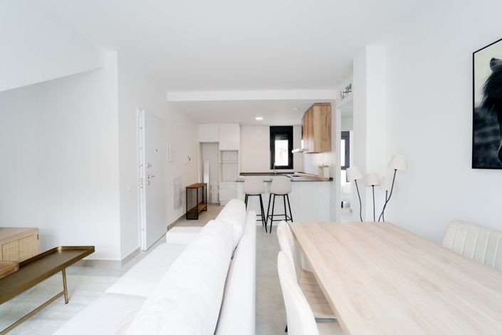 Image No.8-2 Bed Apartment for sale