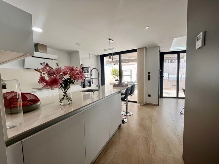 Image No.23-3 Bed Villa for sale