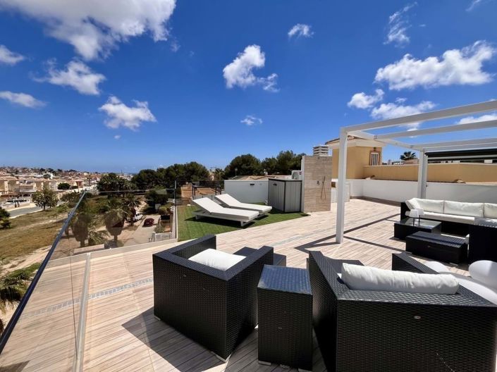 Image No.28-3 Bed Villa for sale