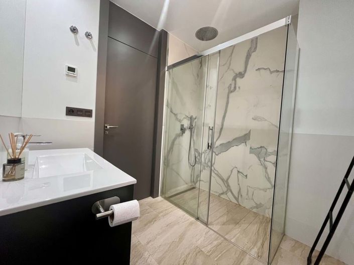 Image No.9-3 Bed Villa for sale