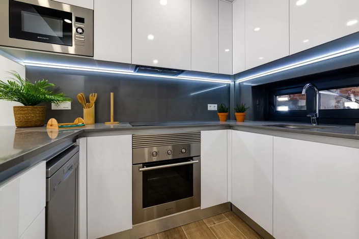 Image No.9-2 Bed Apartment for sale