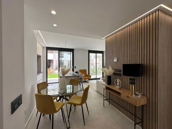 Image No.4-2 Bed Apartment for sale