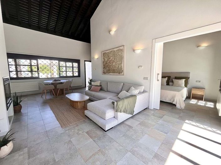 Image No.3-2 Bed Townhouse for sale