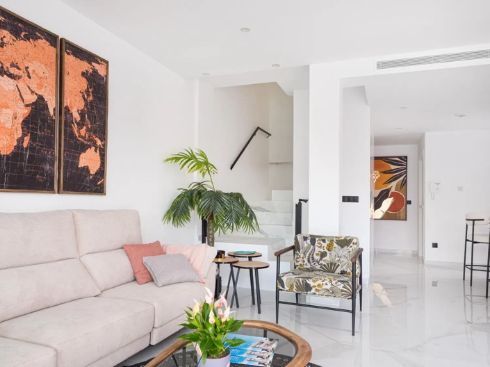 Image No.25-3 Bed Villa for sale