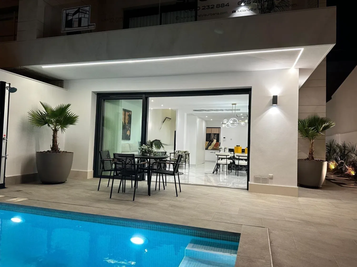 Image No.56-3 Bed Villa for sale