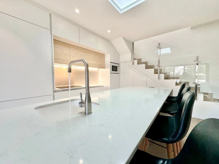 Image No.18-4 Bed Apartment for sale