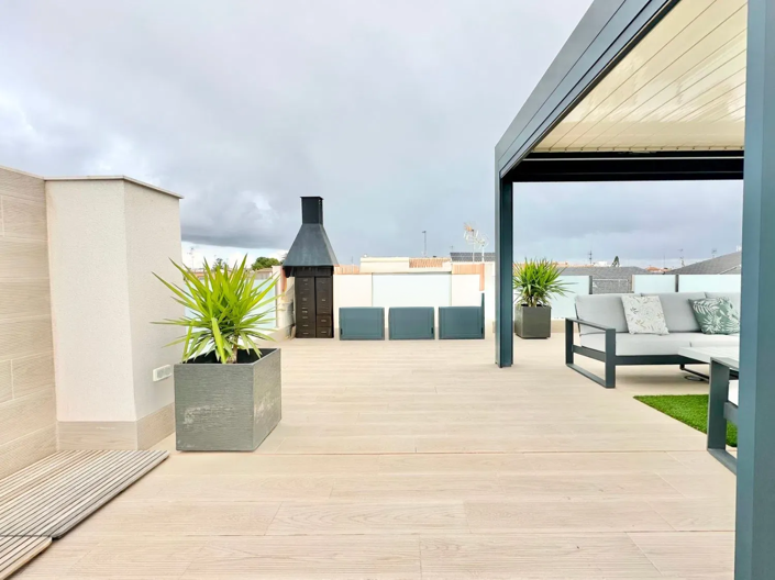 Image No.2-4 Bed Apartment for sale