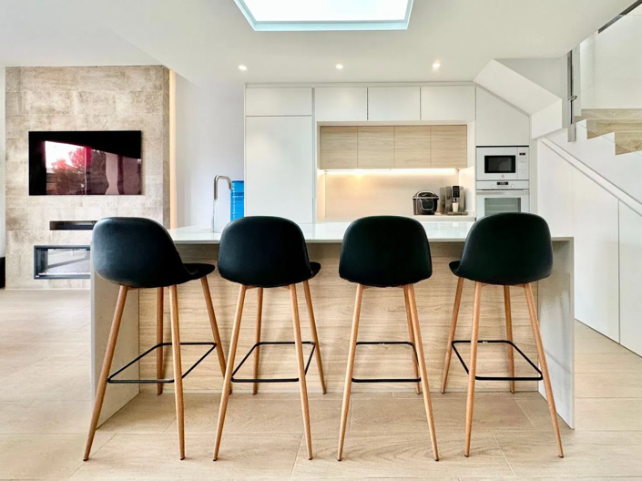 Image No.21-4 Bed Apartment for sale