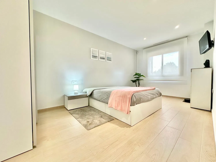 Image No.26-4 Bed Apartment for sale