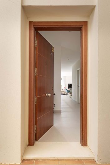 Image No.27-4 Bed Semi-Detached for sale