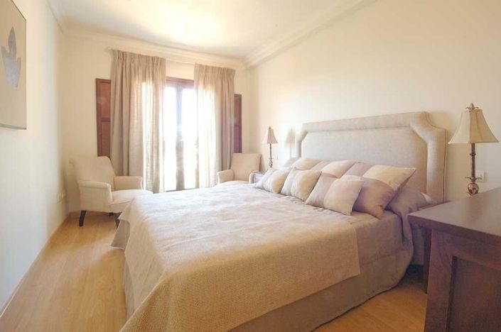 Image No.5-4 Bed Villa for sale